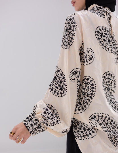 Evening printed silky blouse in Off white