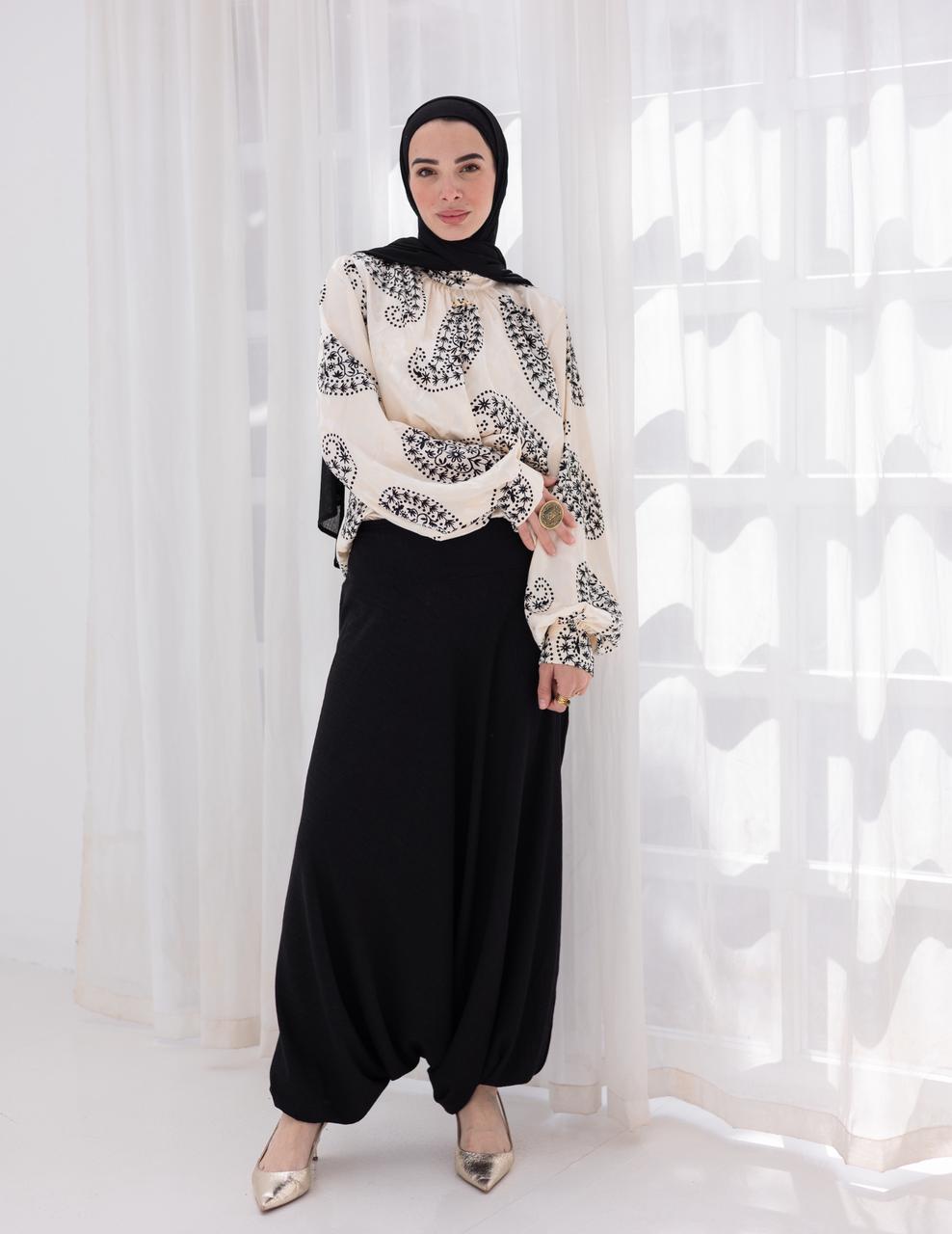 Evening printed silky blouse in Off white