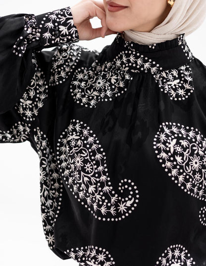 Evening printed silky blouse in Black