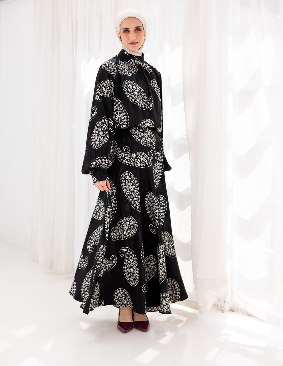Evening silky flowy skirt