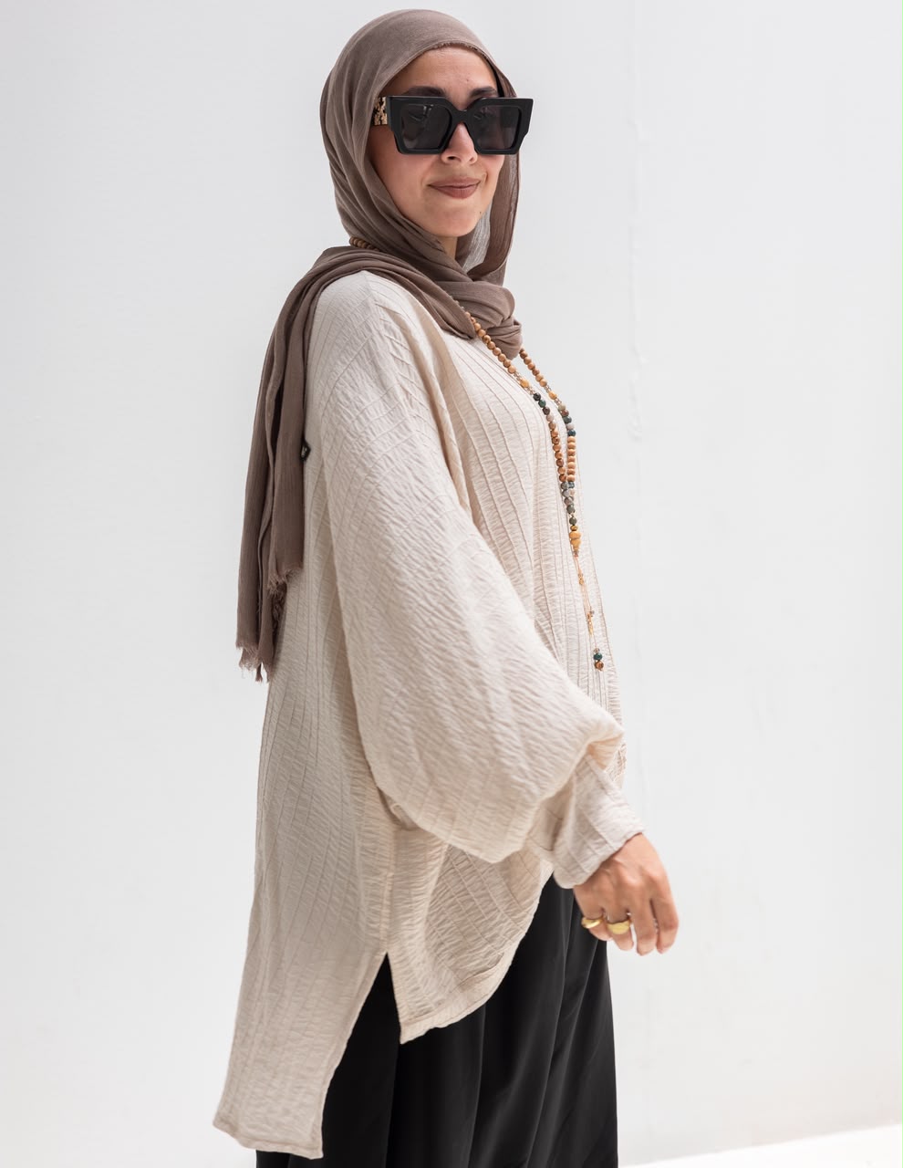 High low blouse in beige