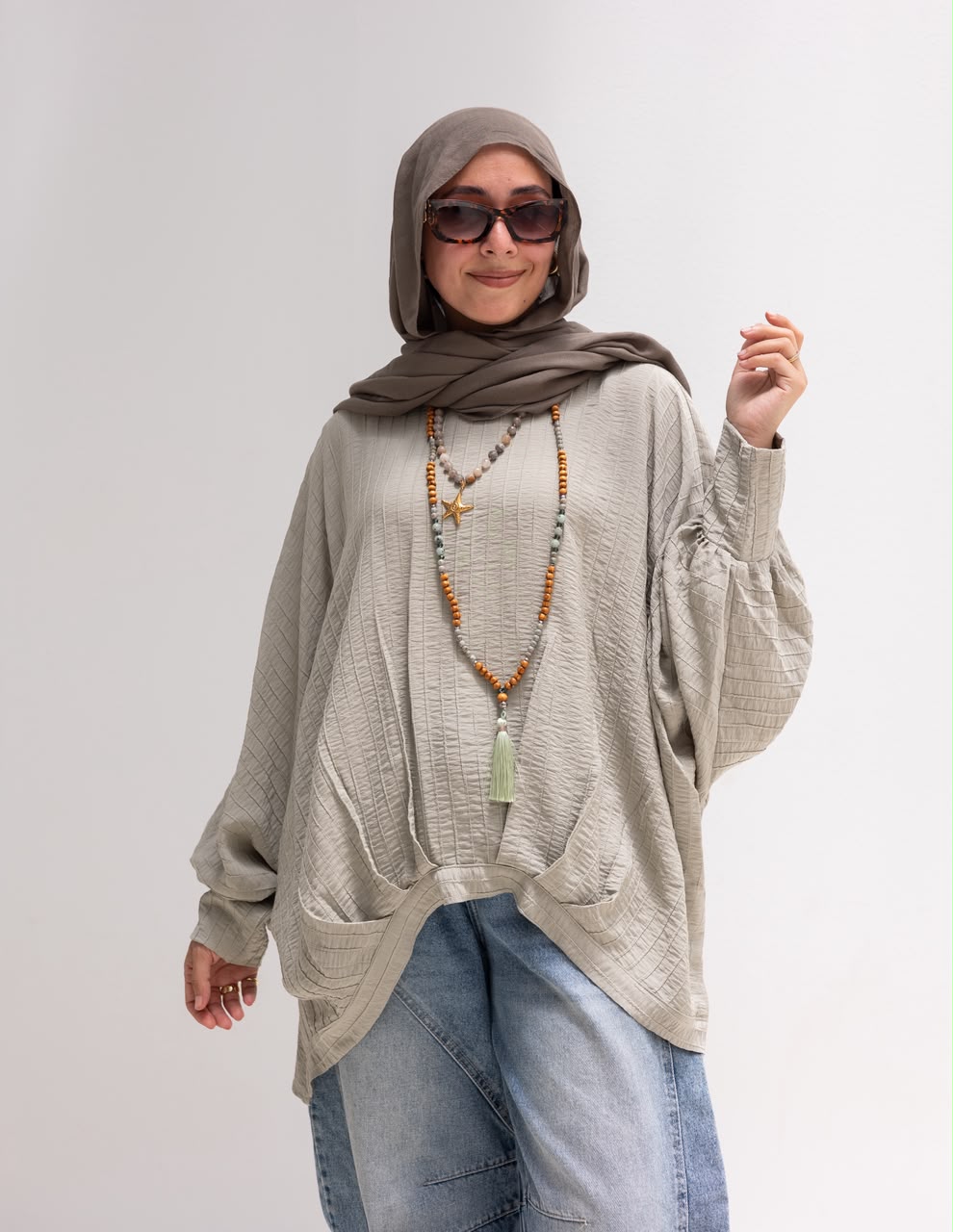 High low blouse in Light olive