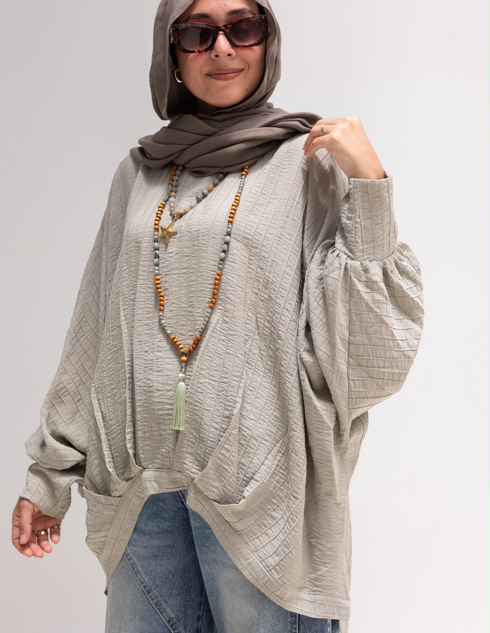 High low blouse in Light olive
