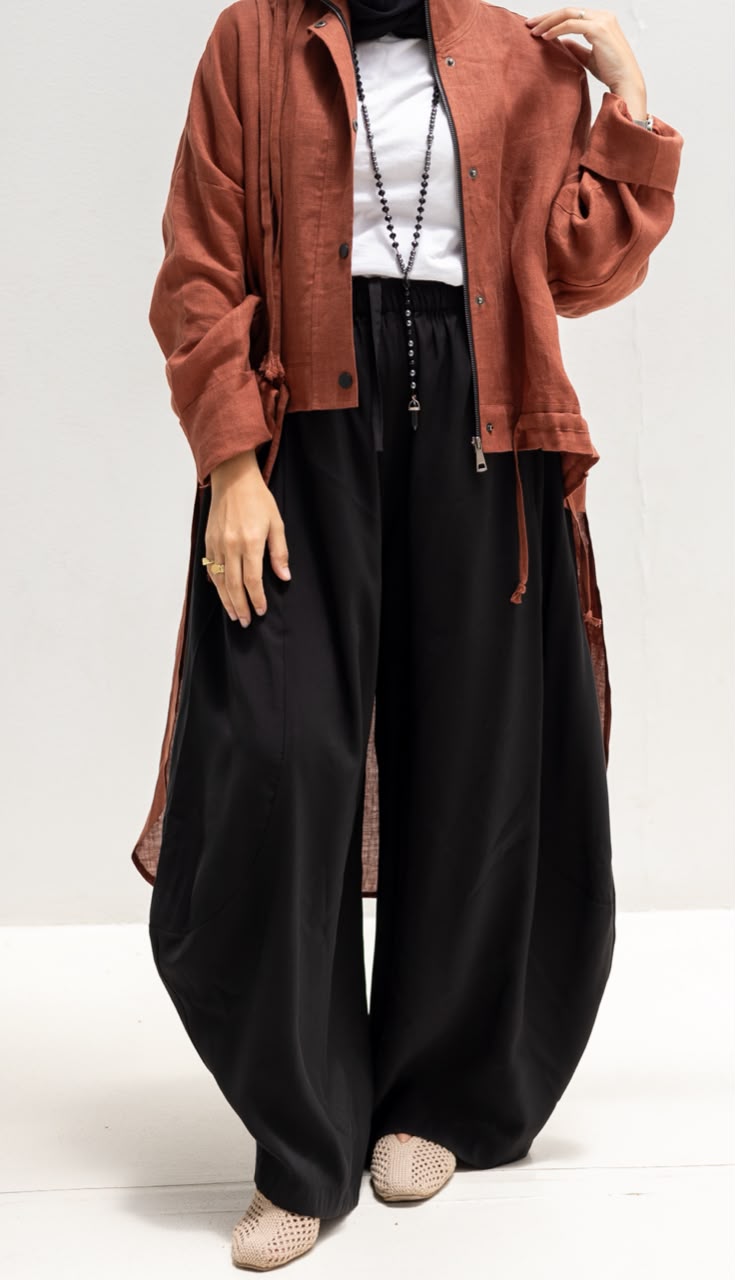 Soft summer light Gypsy pants in Black