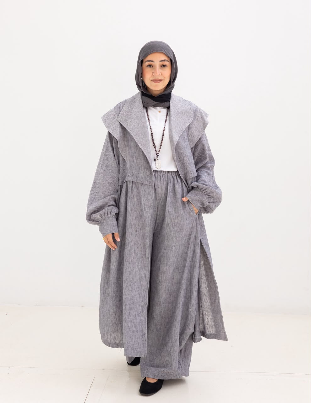 Lenin Set with golden dots in Gray