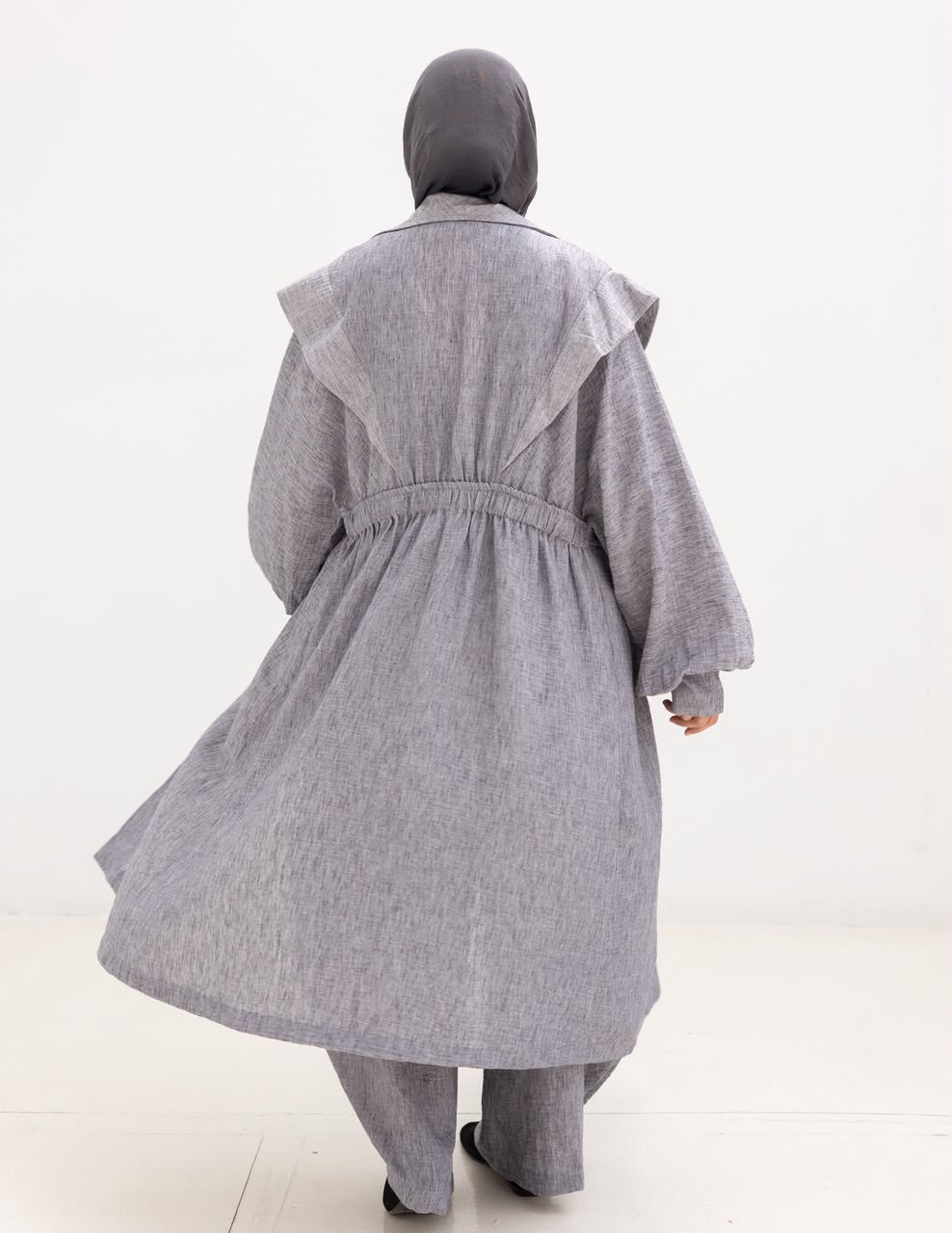 Lenin Set with golden dots in Gray