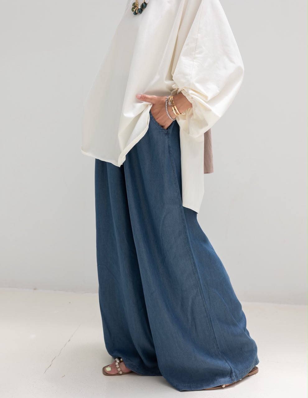 Wide leg Summer Denim pants in Blue jeans