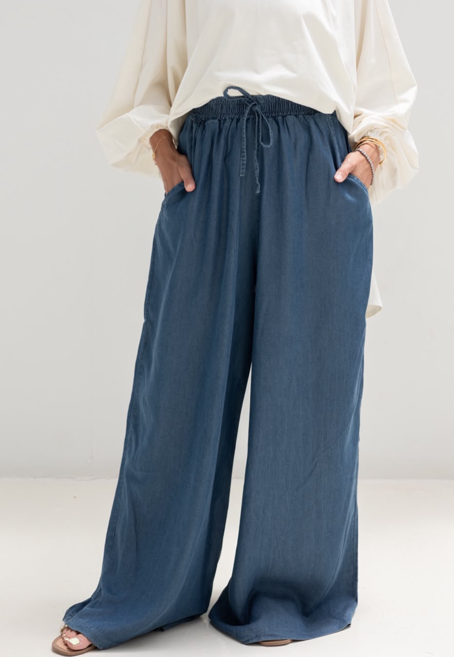 Wide leg Summer Denim pants in Blue jeans