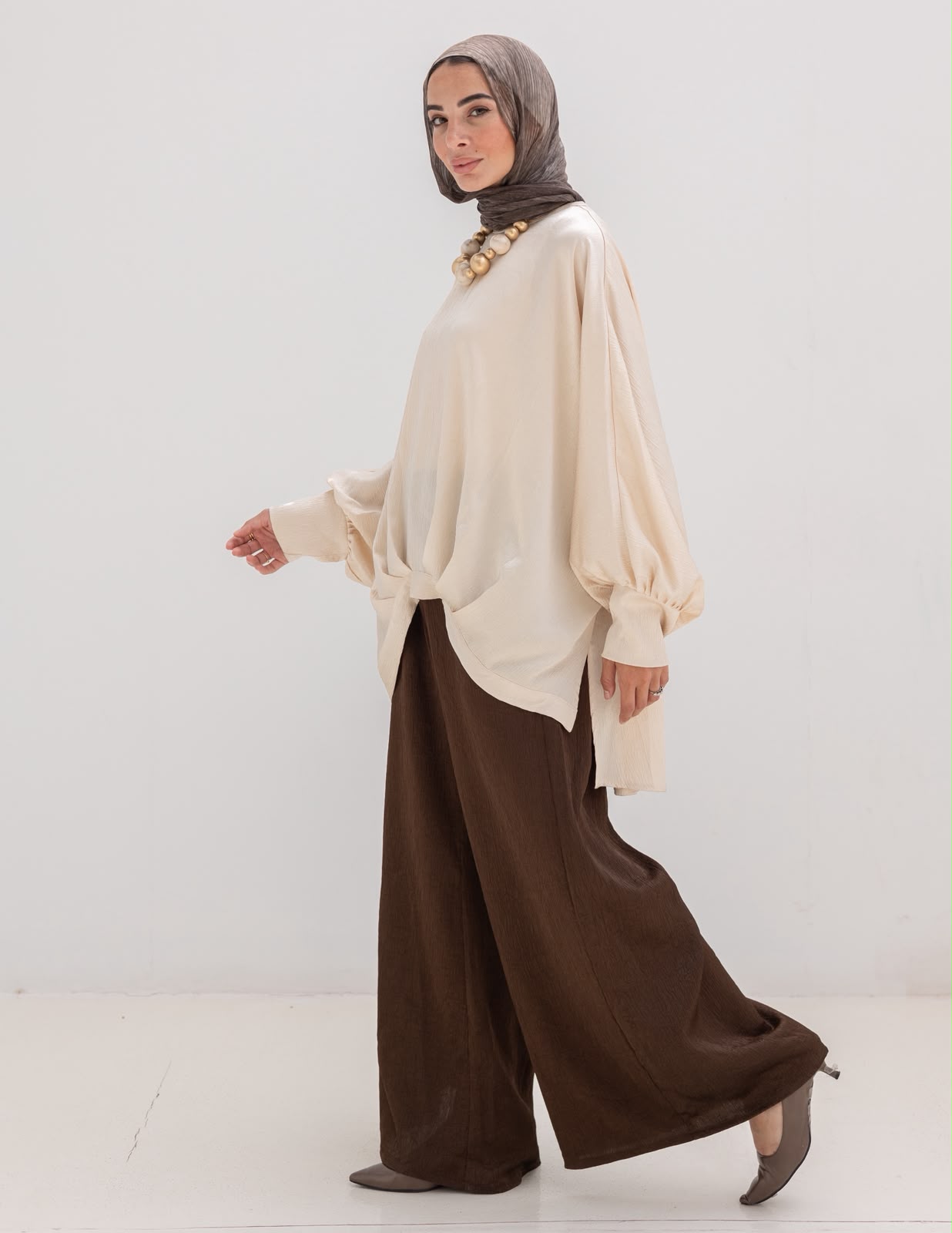 Evening wide leg pants in Brown