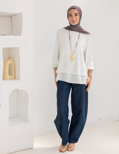 Double layers top with sleeves in light off white