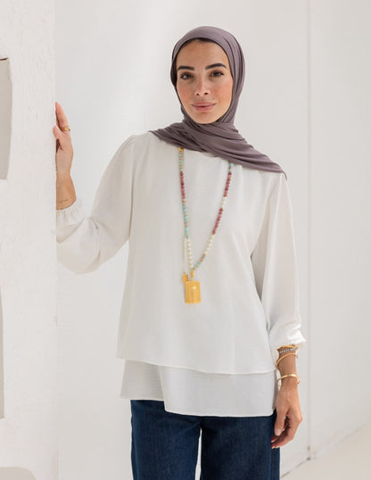 Double layers top with sleeves in light off white