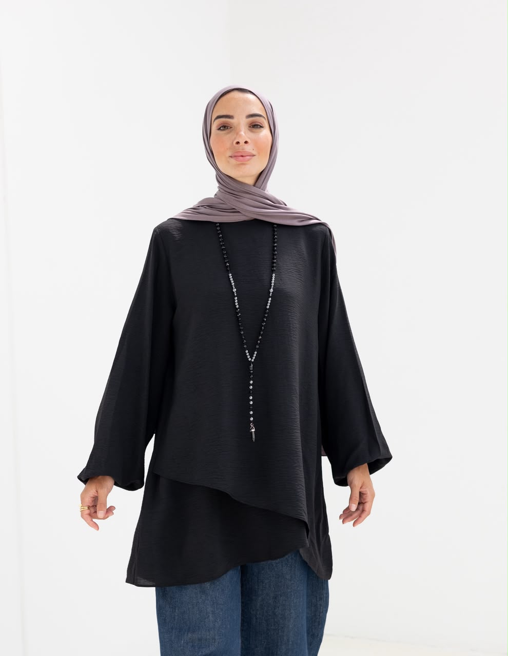 Crossed top with sleeves in  Black