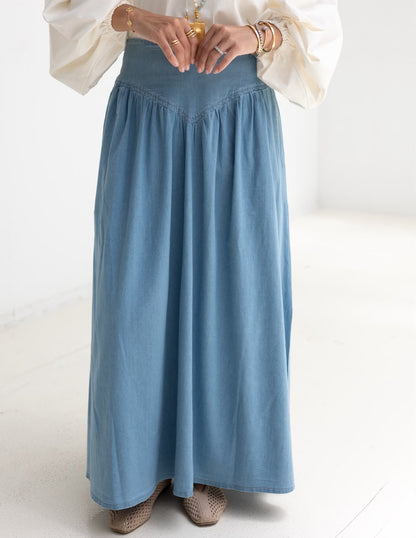 Summer Denim skirt in Light blue jeans