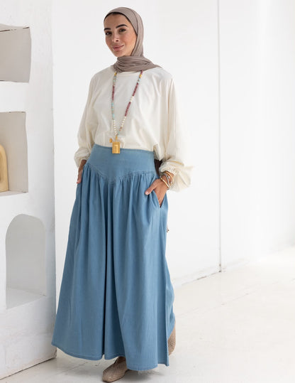 Summer Denim skirt in Light blue jeans