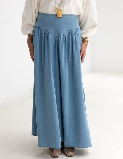 Summer Denim skirt in Light blue jeans