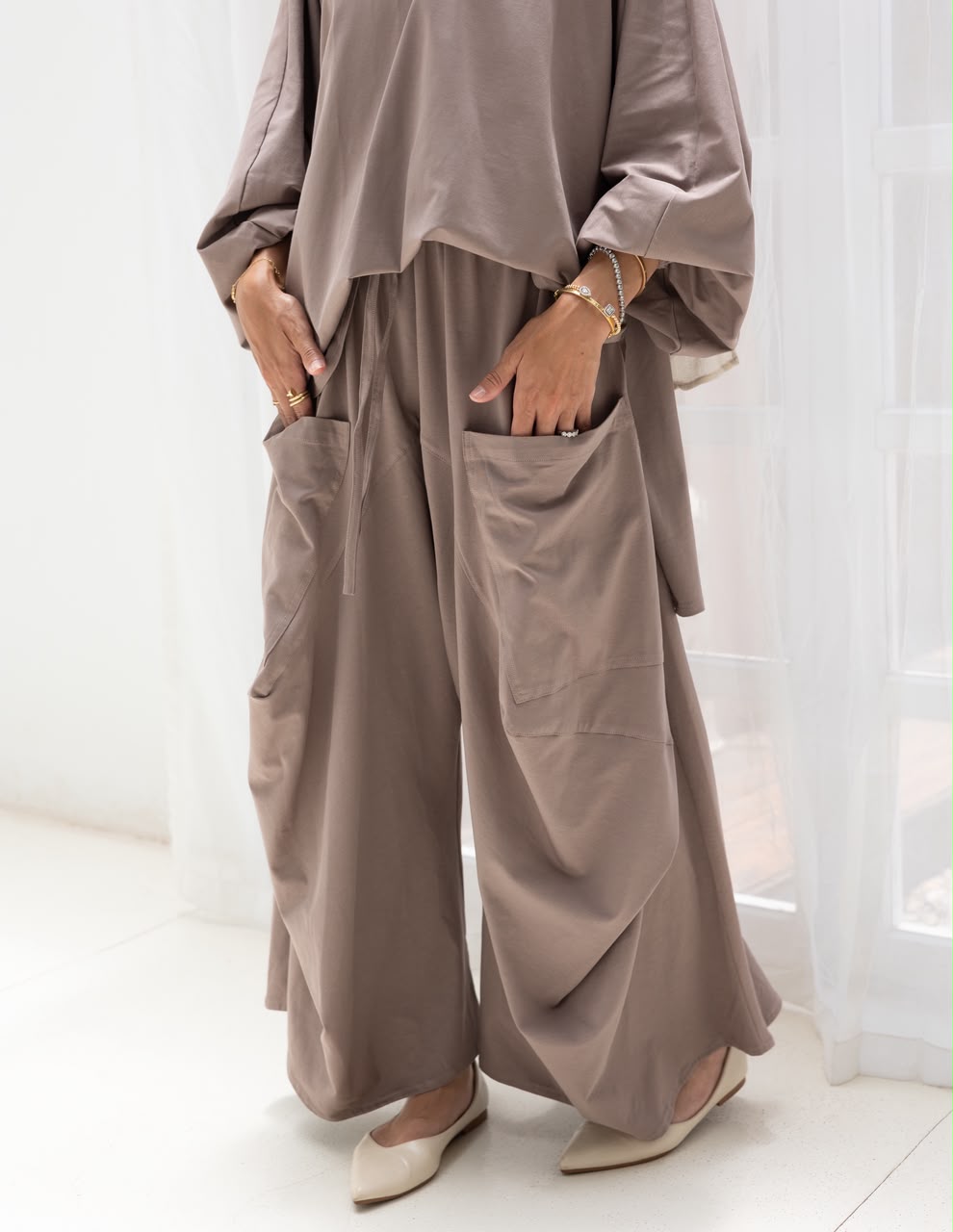 Trendy cotton set in Cafe