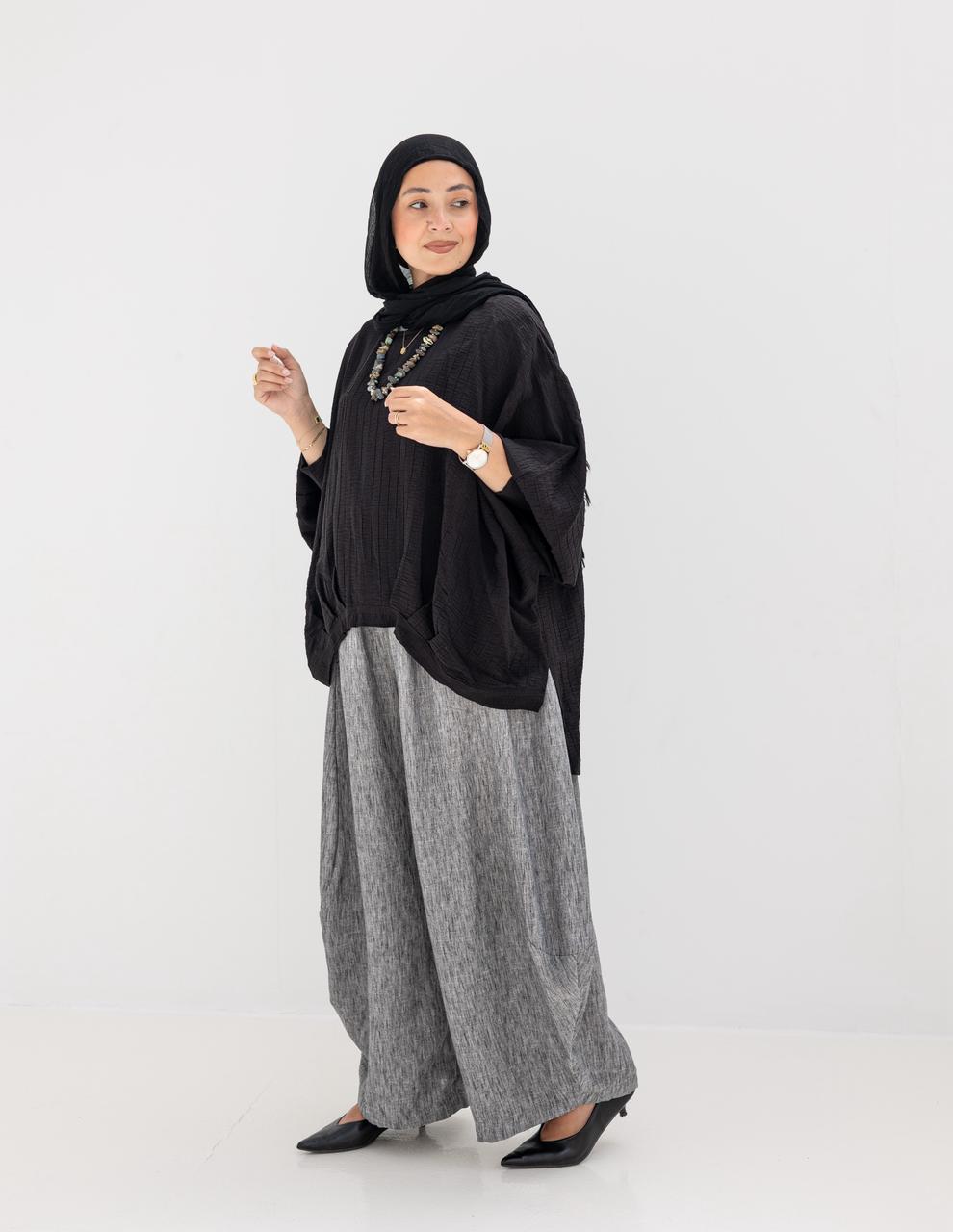 High low blouse in Black
