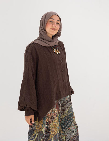 Elegant short blouse with buttons  in Brown