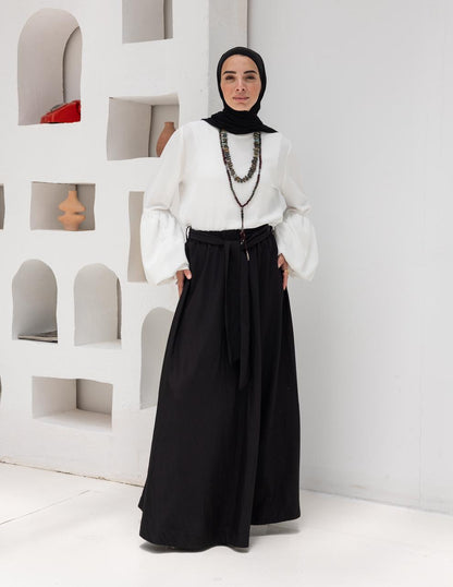 Flow Maxi Skirt in Black