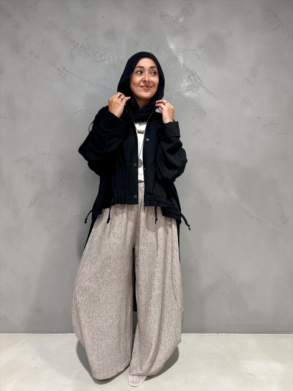 High low jacket with zipper in Black