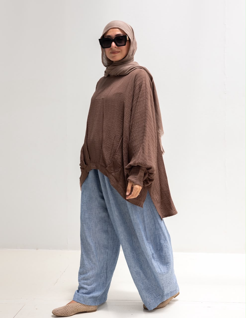 High low blouse in Brown