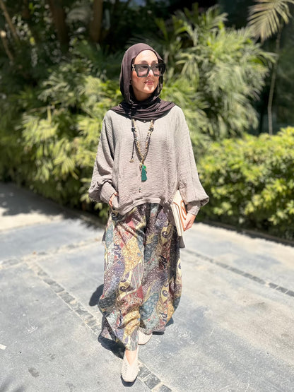 High low blouse in Light olive