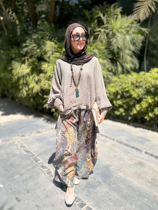 High low blouse in Light olive