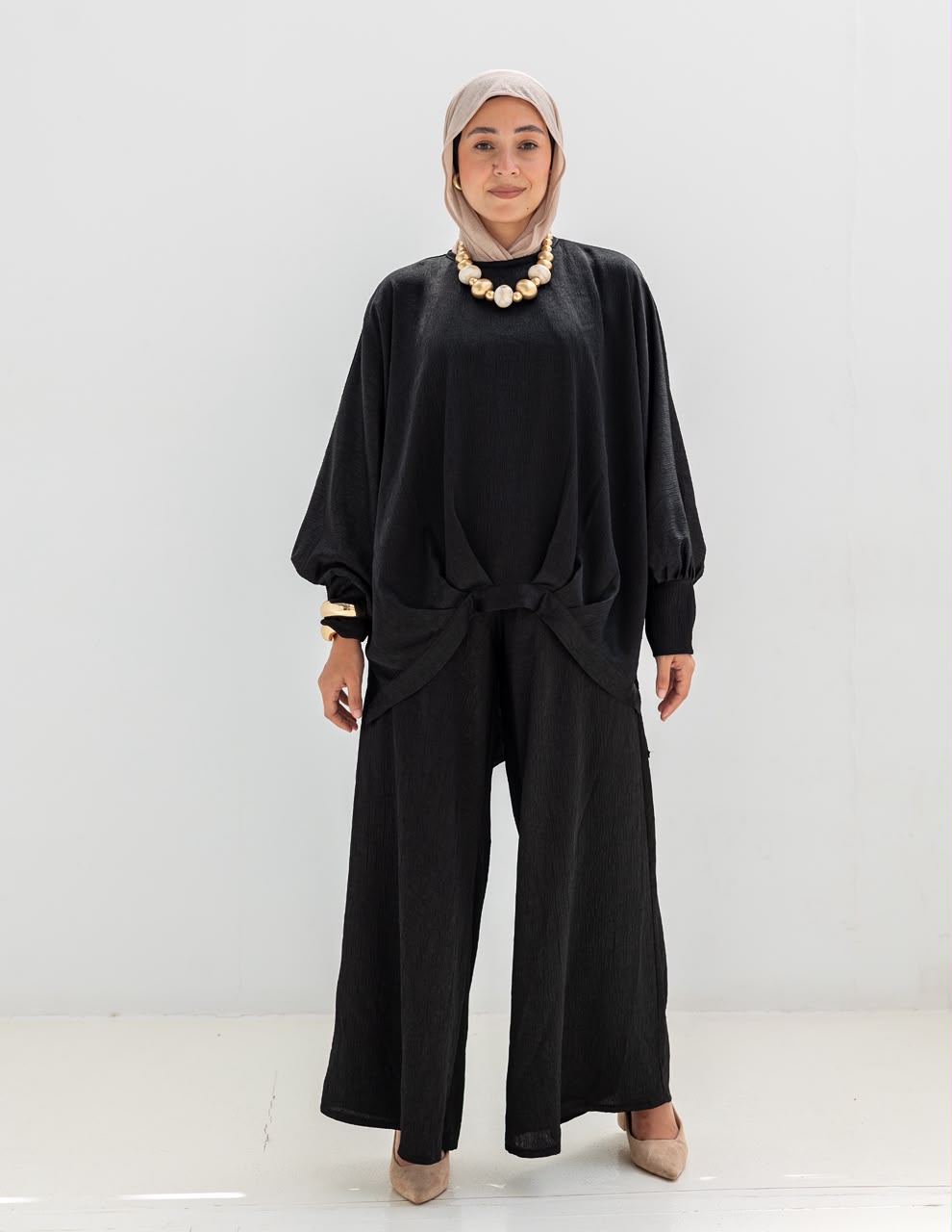 Evening soire elegant silk set in Black