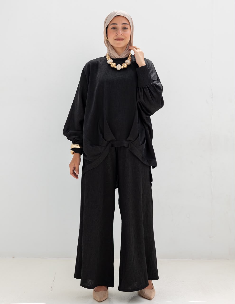 Evening soire elegant silk set in Black