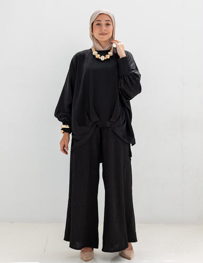 Evening soire elegant silk set in Black