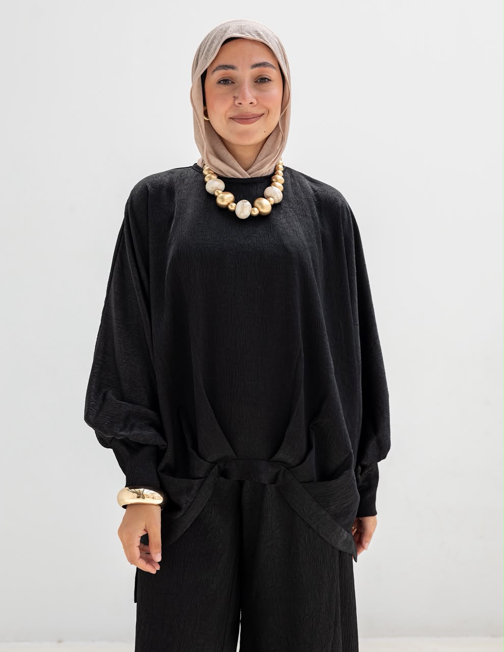 Evening soire elegant silk set in Black