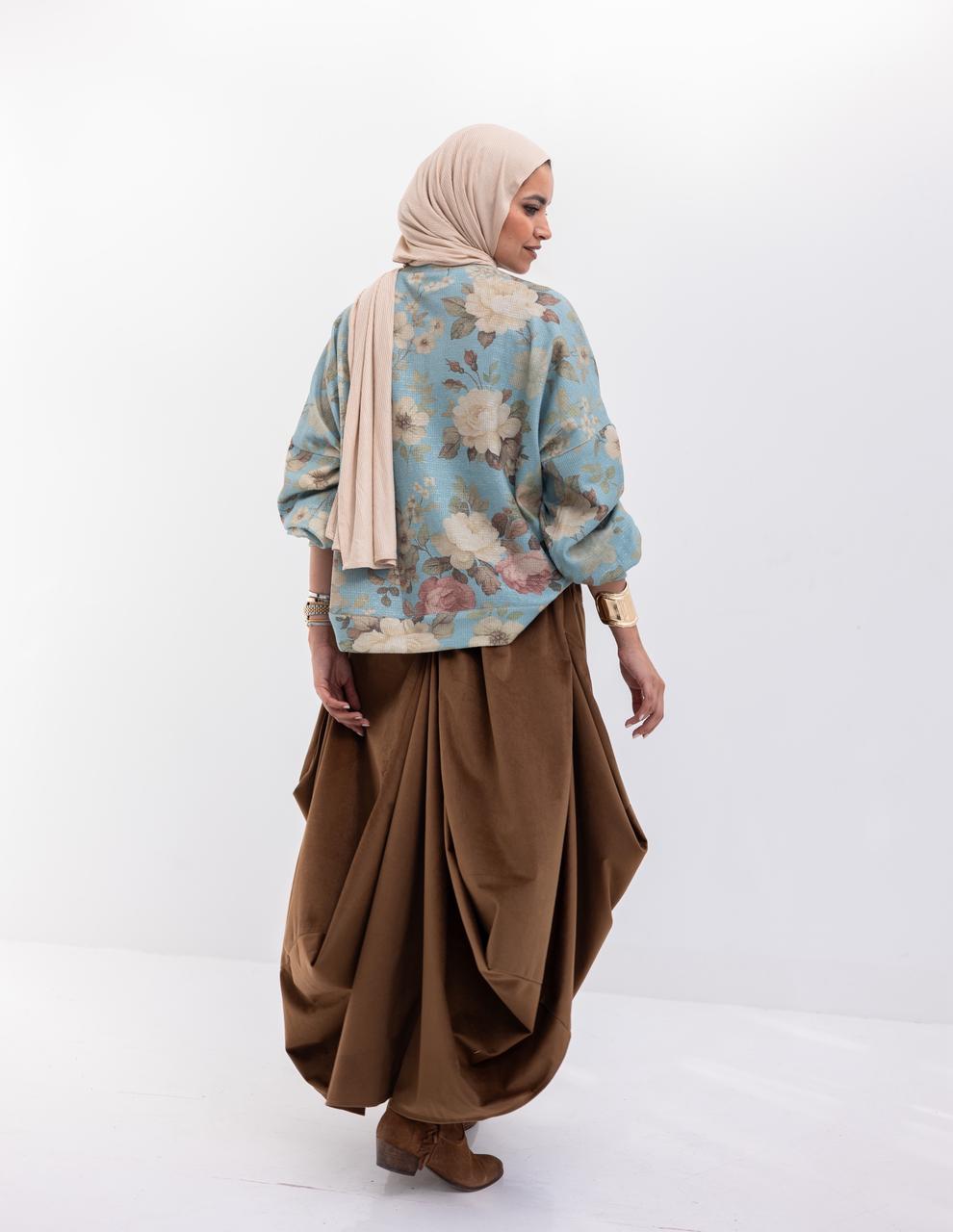Floral knitted pullover in blue