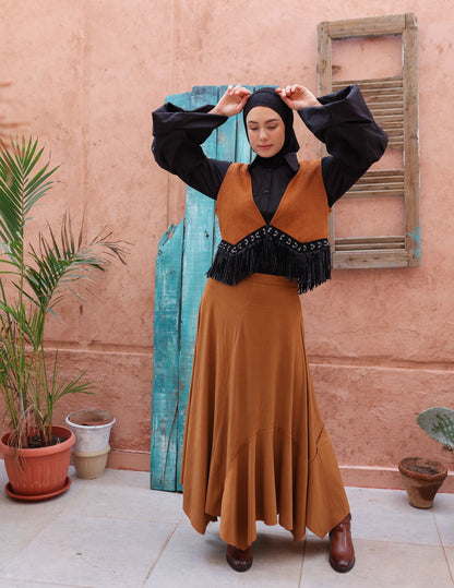 Asymmetrical skirt in Brown