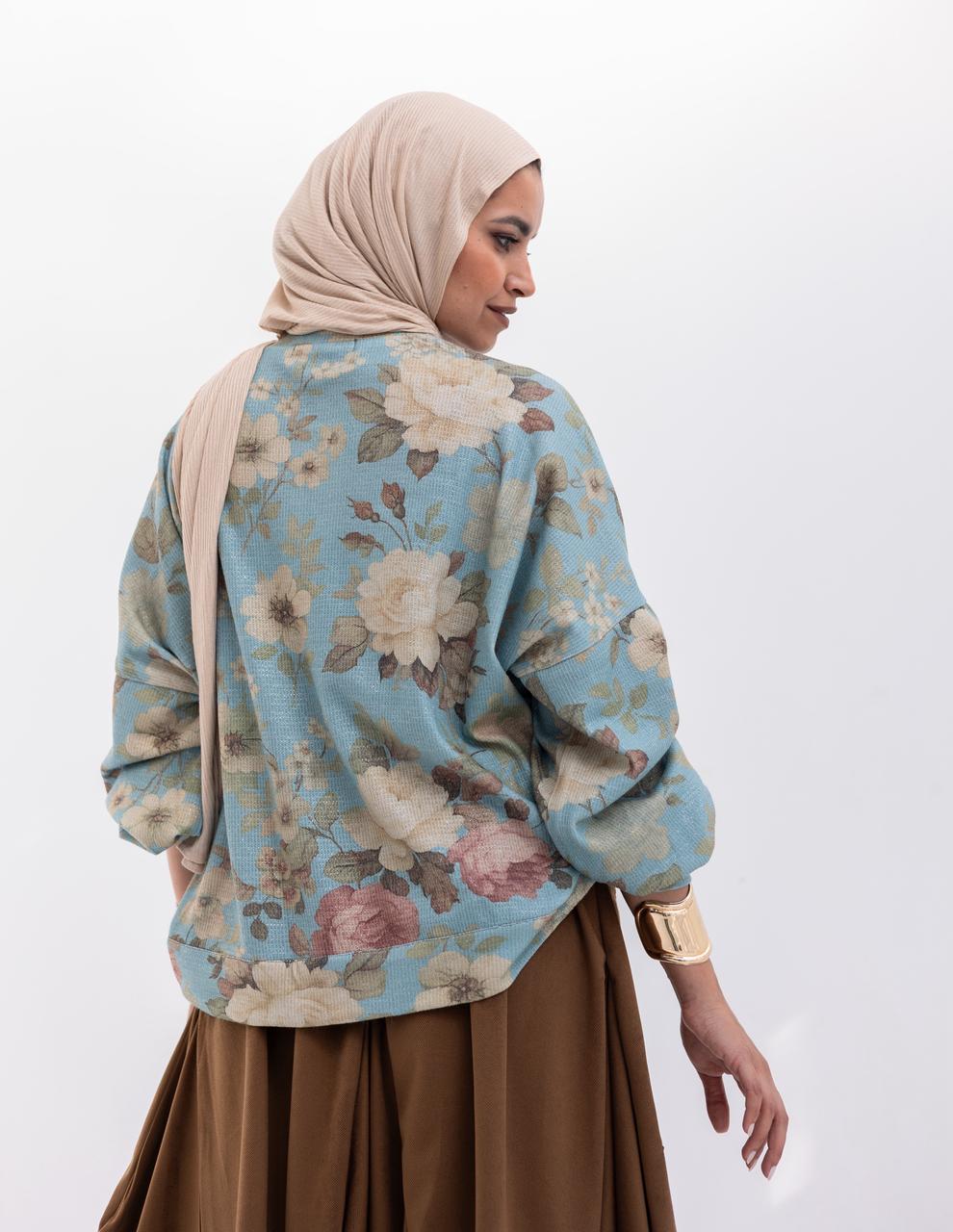 Floral knitted pullover in blue