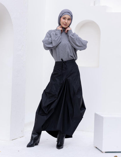 Waterproof Gypsy skirt in Black