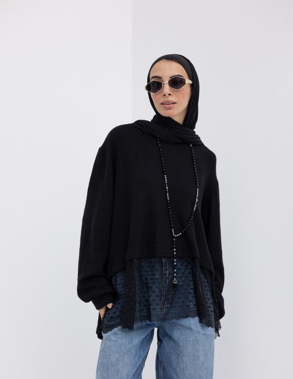 Cashmere pullover with lace in Black